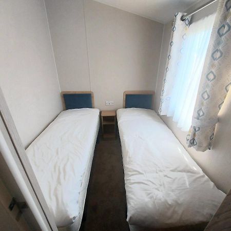 Sophie'S Caravan Camber Exterior foto